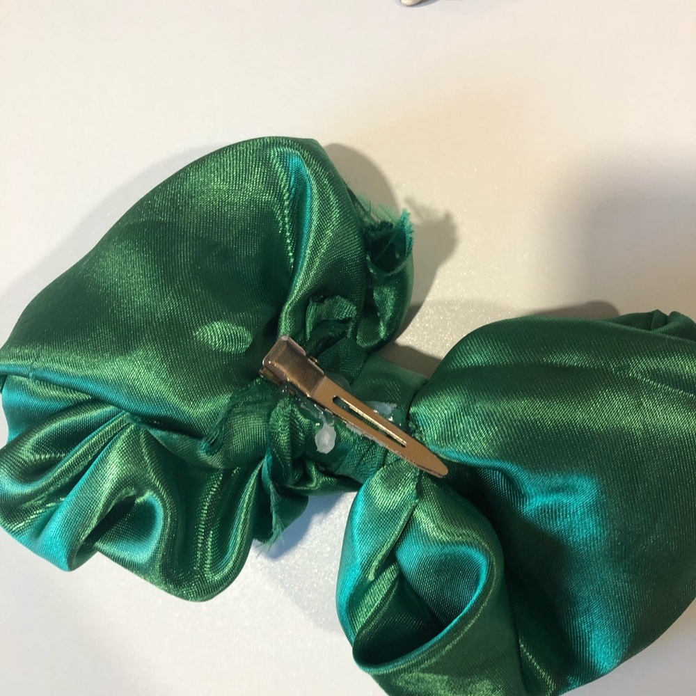 Accessories Bundle - Picture 6 of 6